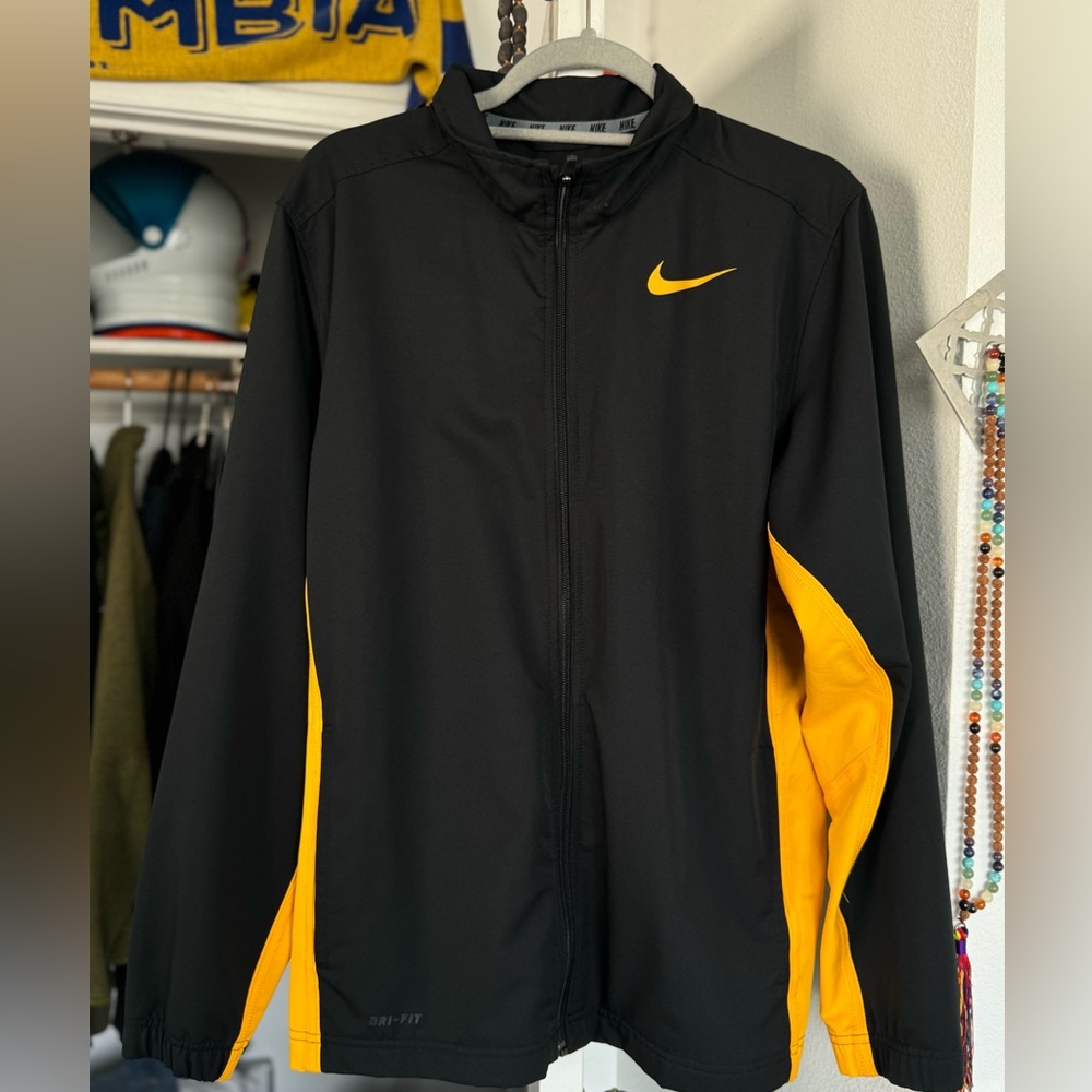 Nike Dri-fit Jacket Size M